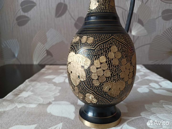 Винтажный кувшин. Индия