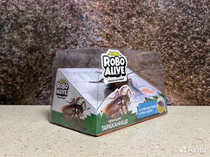 Новое Насекомое ру Zuru robo alive Таракан