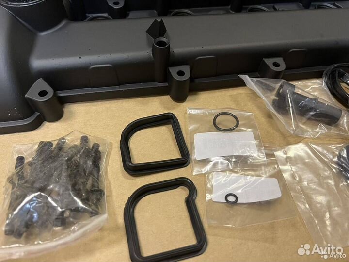 Алюминиевая крышка Мазда 3-6-CX7 заглушкой