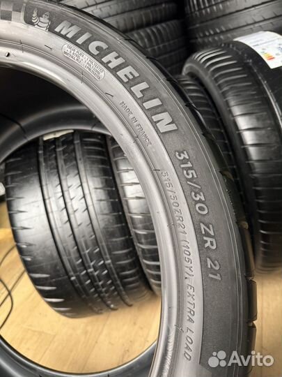 Michelin Pilot Sport Cup 2 315/30 R21 и 255/35 R20 105Y