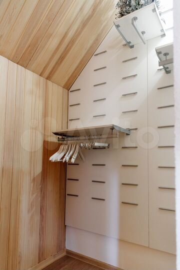 Квартира-студия, 33 м², 1/4 эт.