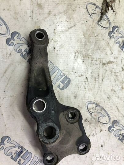 Крепление переднего рычага bmw e 34