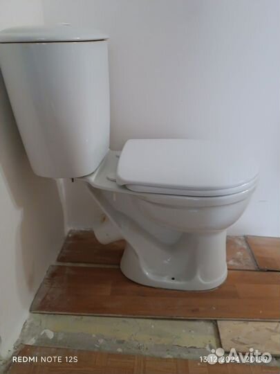 Унитазы и бачки бу