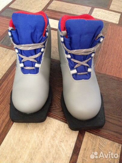 Лыжи с ботинками для начальной школы