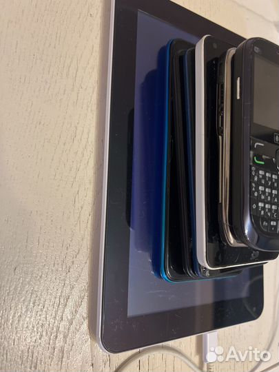 Телефоны и планшет на запчасти