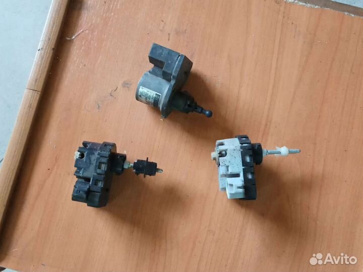 Моторчик Корректор фар toyota Lexus