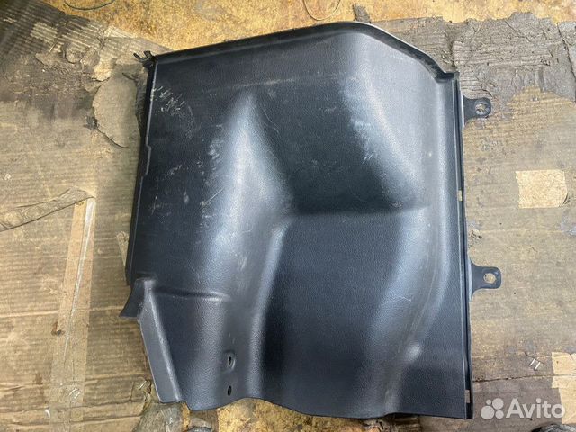 Обшивка багажника левая Hyundai Accent 2000 - 2010