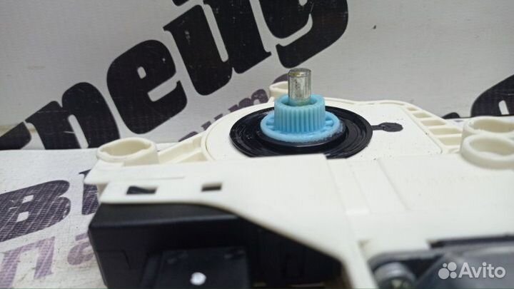 Мотор стеклоподъемника передний левый Audi A4 8K2