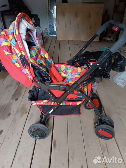 Прогулочная коляска