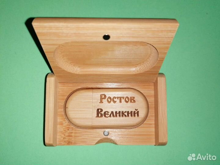 Сувениры из дерева