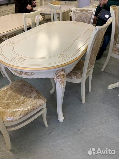 Стол Версаче Роза