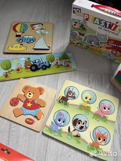 Развивающие игрушки для малышей пакетом