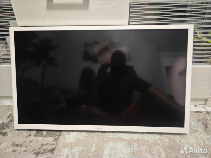 Samsung ue32j4710ak