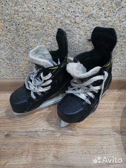 Хоккейные коньки CCM