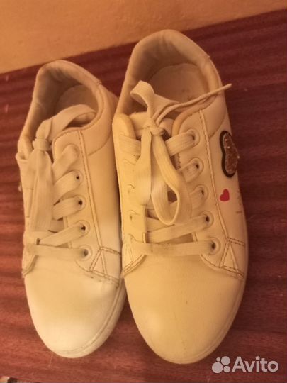 Кроссовки для девочки