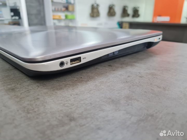 Мощный игровой asus I7 6700HQ GTX 960M SSD HDD