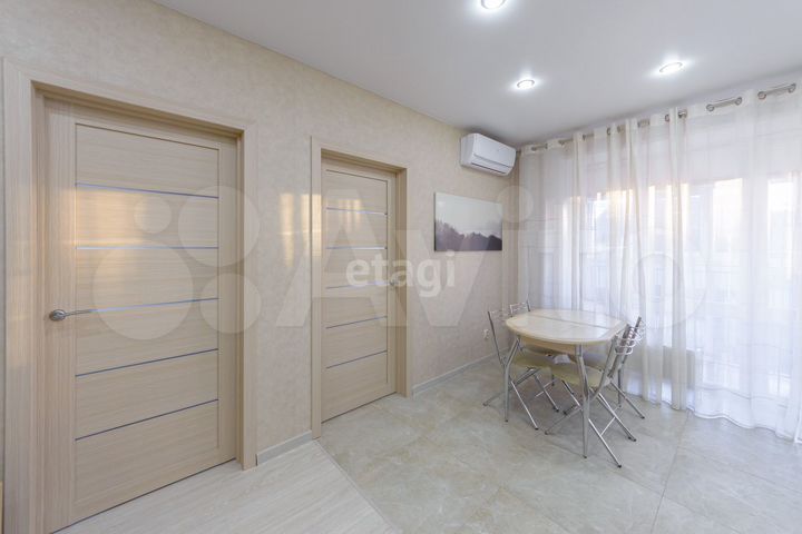 2-к. квартира, 64 м², 3/4 эт.