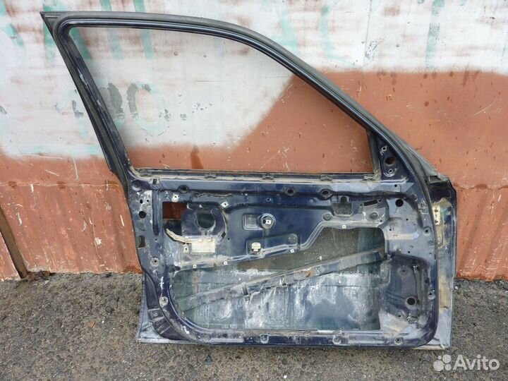 BMW E38 дверь левая передняя