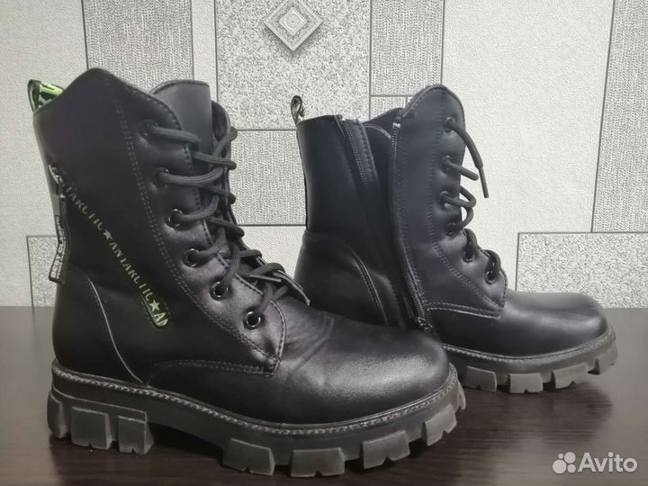 Ботинки на девочку