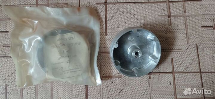 Подкассетник от катушечного магнитофона