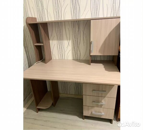 Стол компьютерный №5 ясень шимо новый