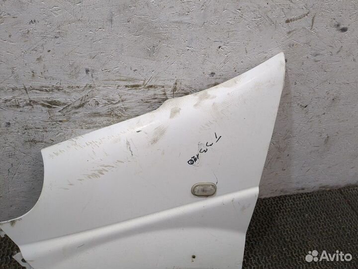 Крыло Nissan Primastar, 2010