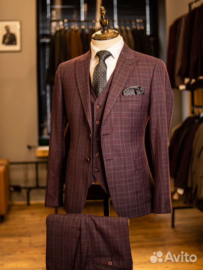 Мужской классический костюм