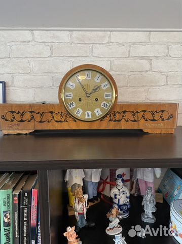 Часы настольные,кабинетные,каминные СССР, Янтарь