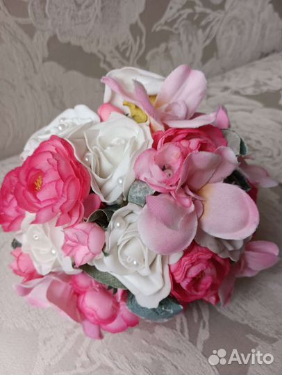 Букет из искусственных цветов