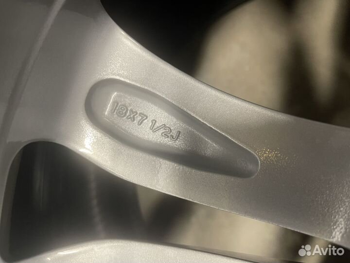 Продам Диски Mazda R18