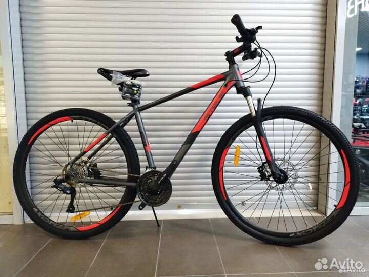 Велосипед взрослый 29 Stels Navigator 920 D