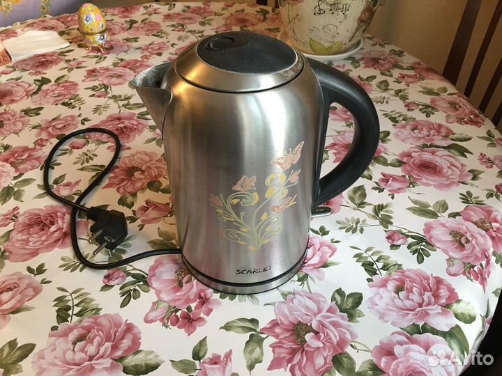 Электрический чайник scarlett