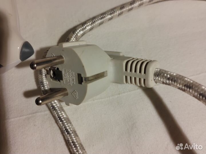 Дорожный утюг scarlet 11355