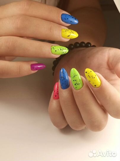 Маникюр. Педикюр. Наращивание ногтей