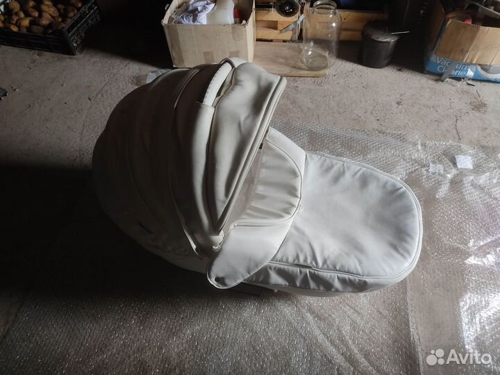 Прогулочная коляска на запчасти