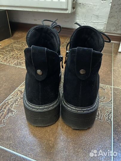 Ботинки женские