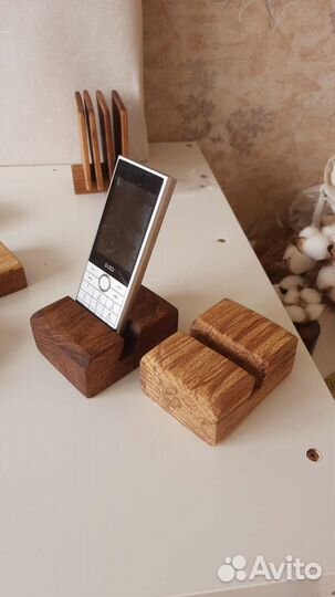 Подставка для телефона из дерева