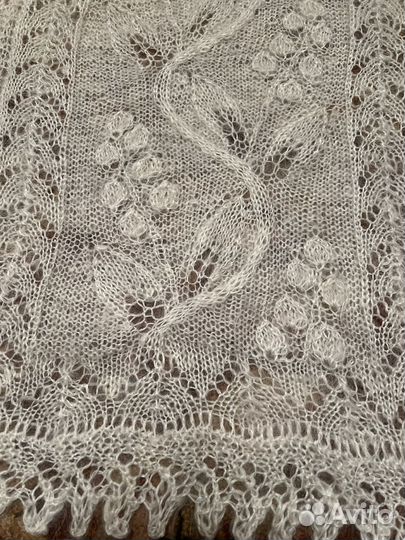 Шаль пуховая ручная работа