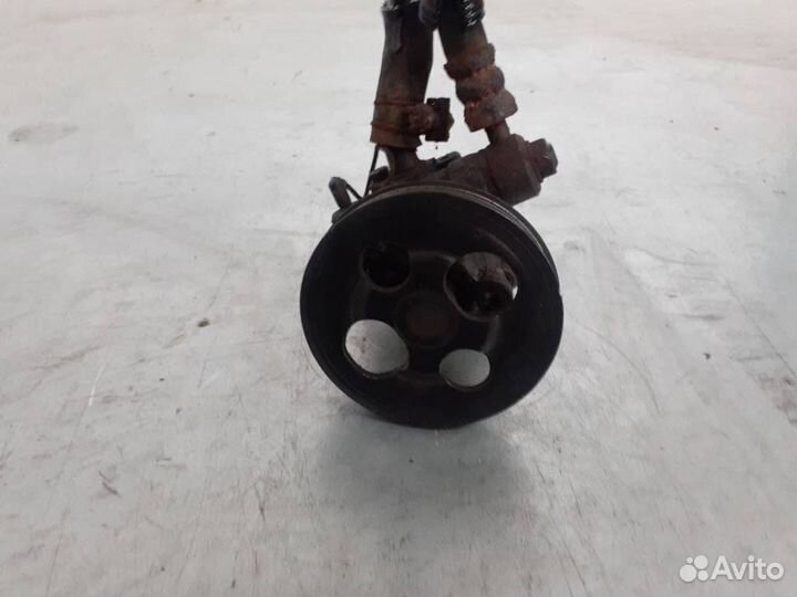 Насос гидроусилителя руля Suzuki Swift 2 рест