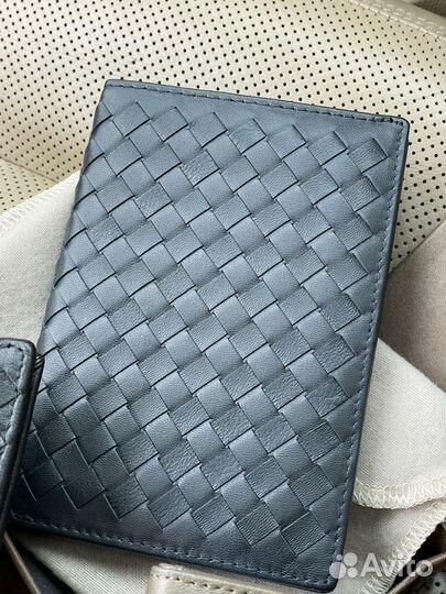 Обложка на документов Bottega Veneta