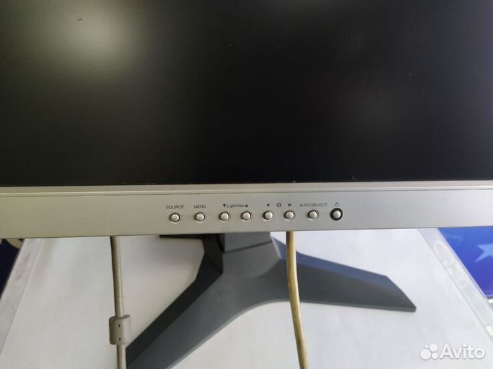 Монитор LG L1910P (134)