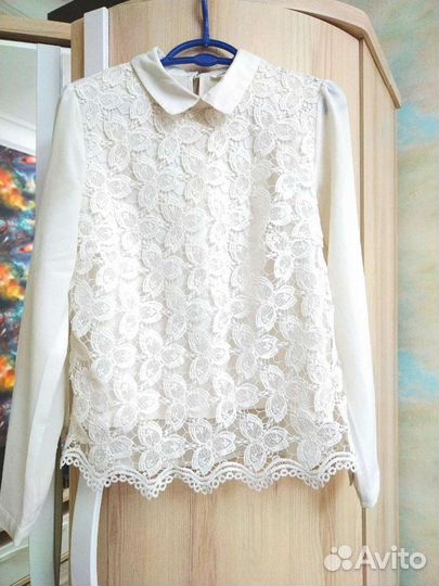 Блузка белая