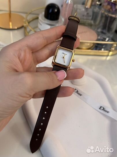 Женские часы chopard