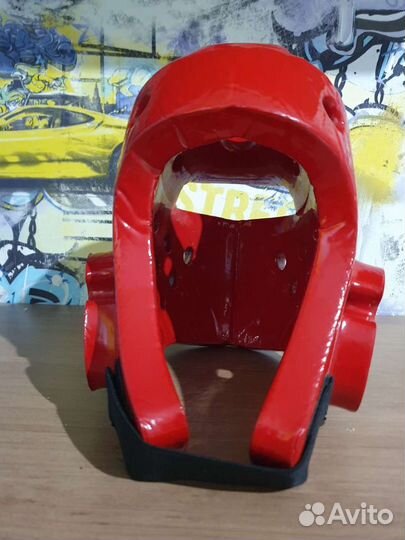 Шлем и перчатки