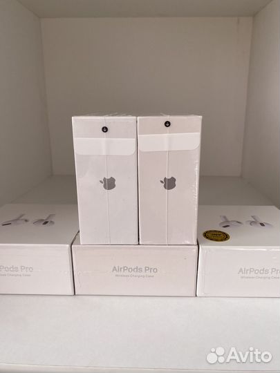 Новые - запечатанные AirPods Pro (Реплика)