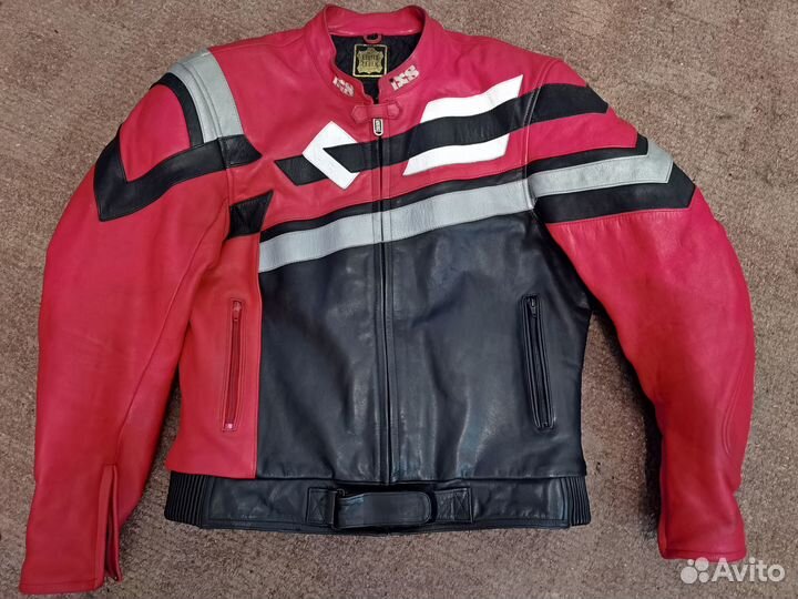 Мотокуртка кожаная мужская IXS
