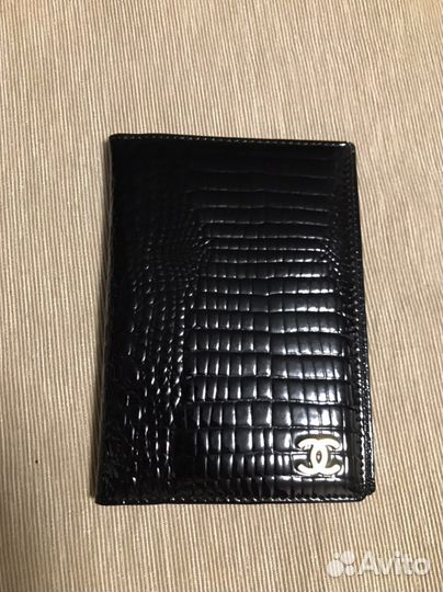 Обложка на паспорт кожаная