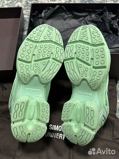 Raf Simons runner Pharaxus Sneakers in Green