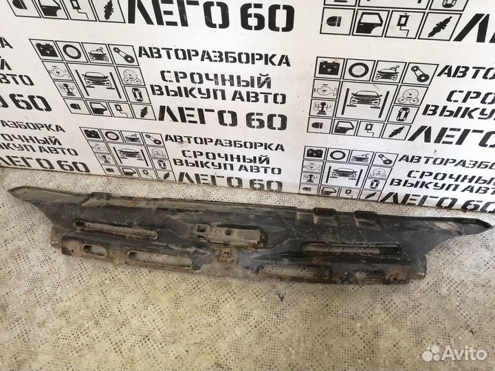 Панель передняя для Mercedes Benz Sprinter