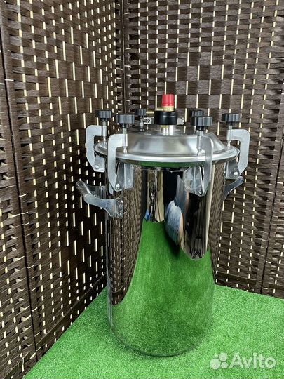 Автоклав с струбцинным креплением 36л